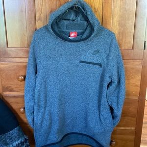Nike pullover